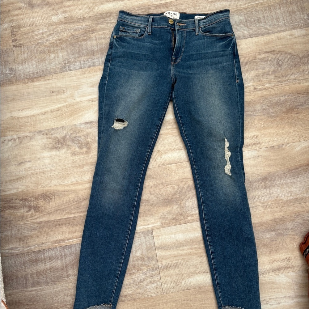 Frame Le Skinny Distressed Jeans